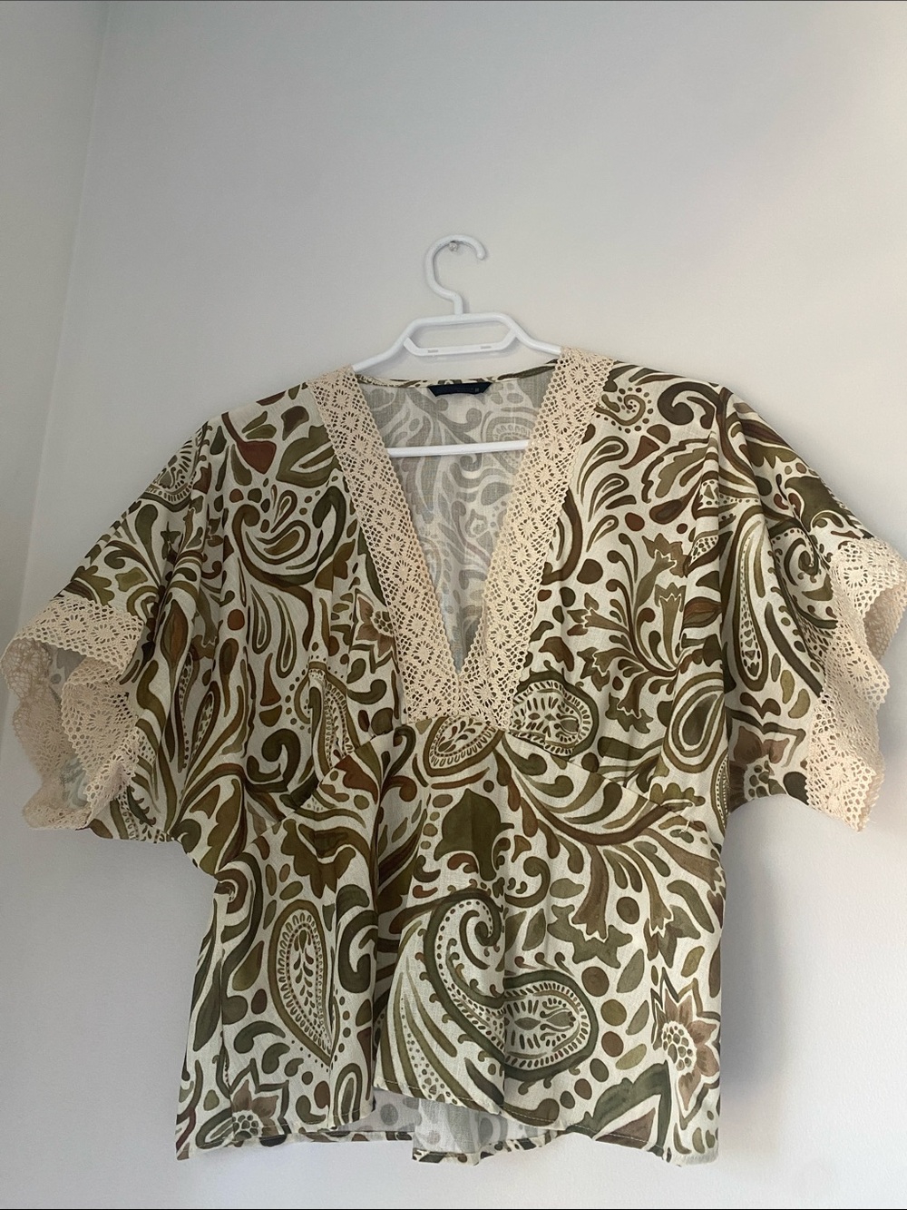 Zara Olive and Cream Paisley V-Neck Tunic with Lace Trim